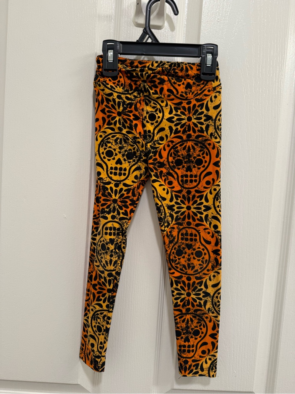 LuLaRoe Orange & Black Sugar Skull Print Jeggings